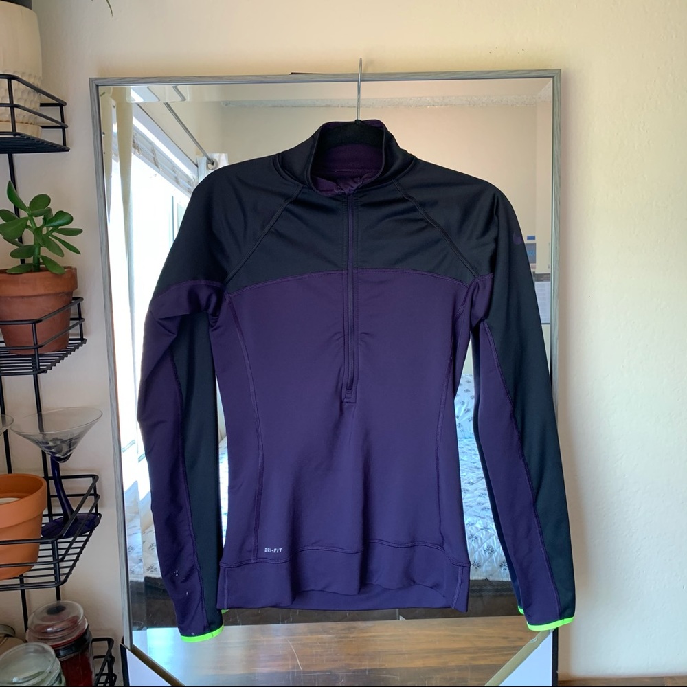 Nike PRO woman’s size small Dri Fit top